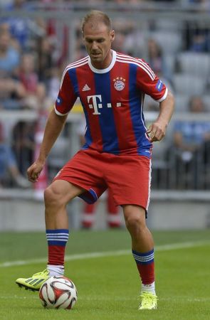 抢前场篮板 抢前场篮板